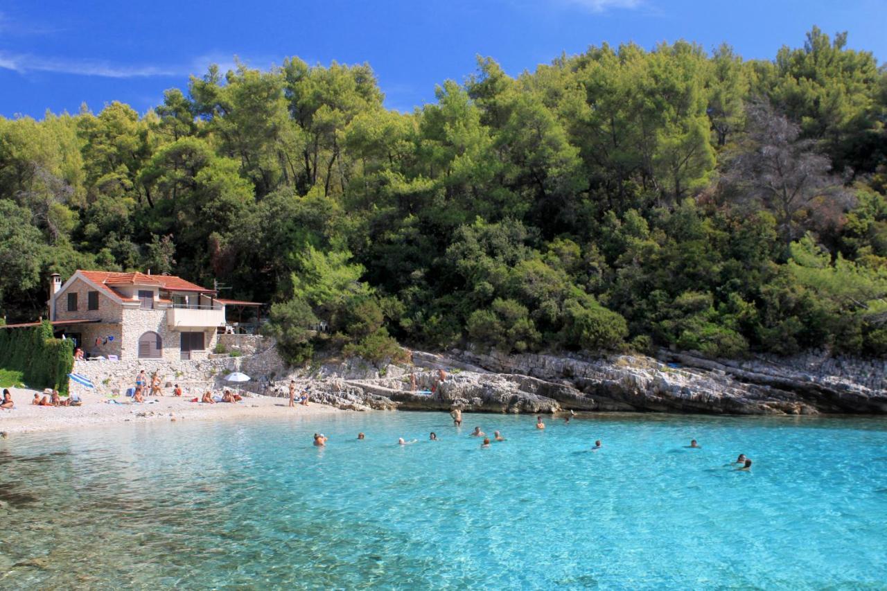 Apartments With A Parking Space Zavalatica, Korcula - 4453 외부 사진