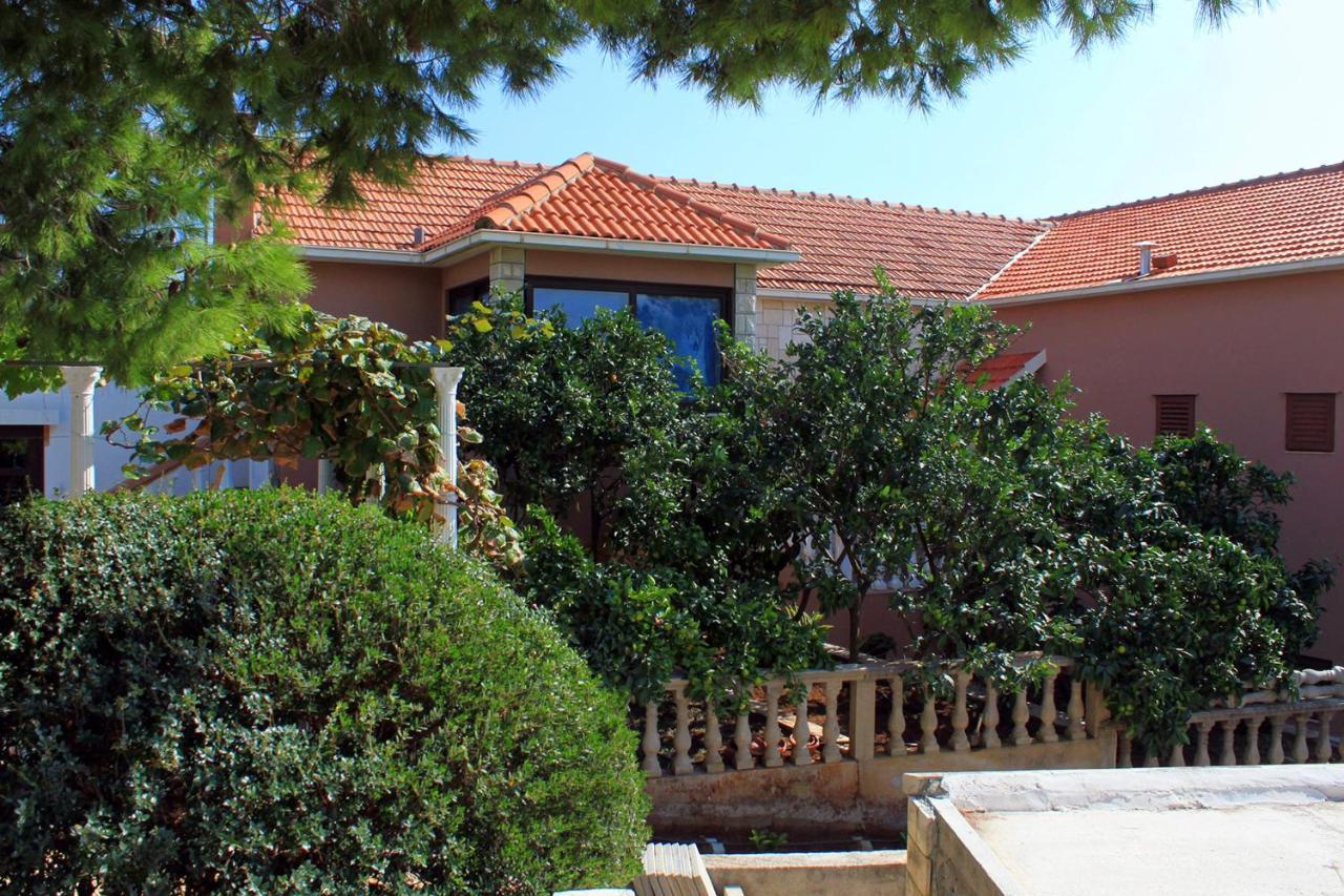 Apartments With A Parking Space Zavalatica, Korcula - 4453 외부 사진