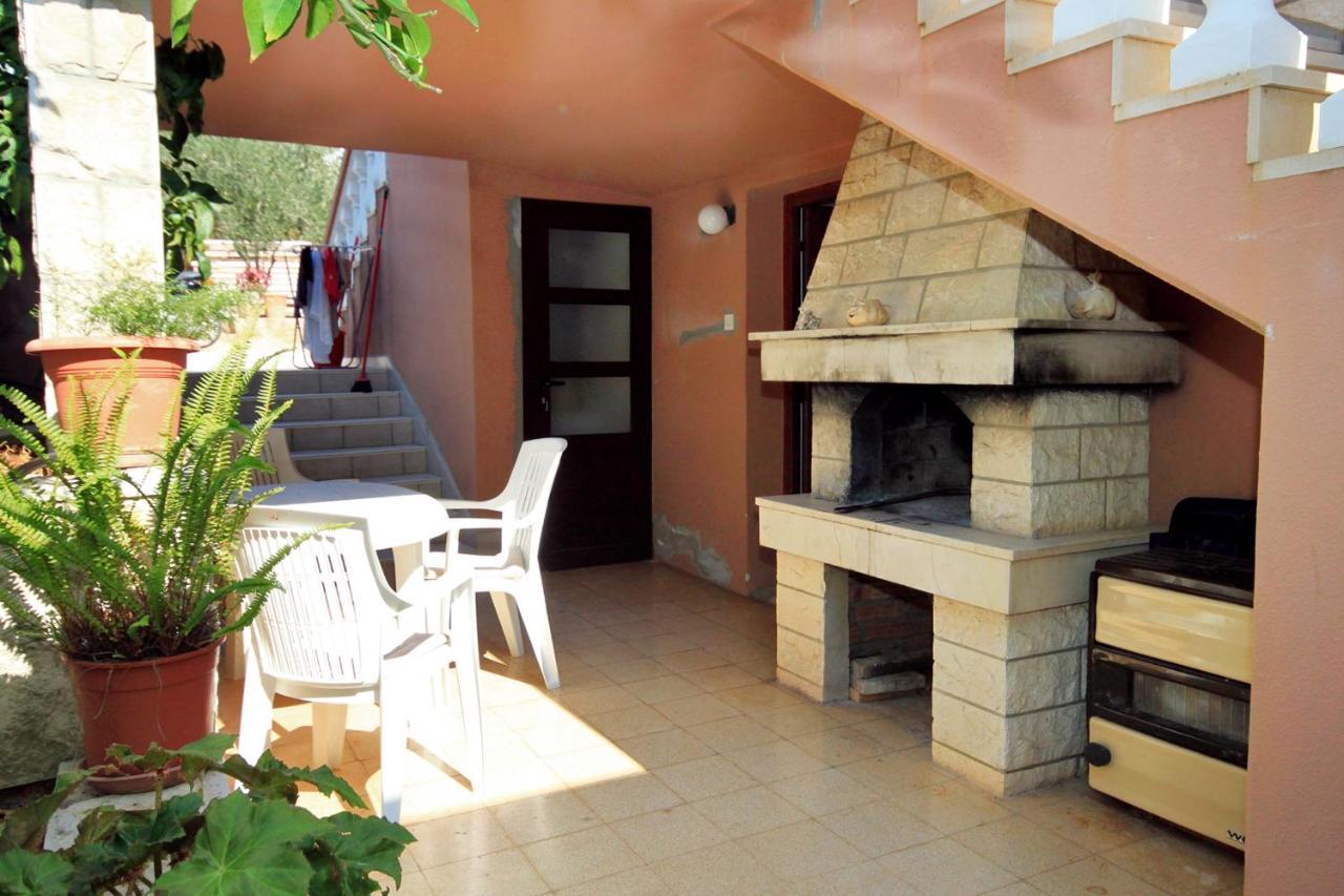 Apartments With A Parking Space Zavalatica, Korcula - 4453 외부 사진