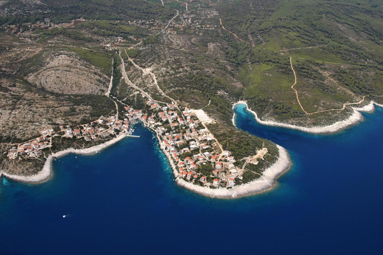 Apartments With A Parking Space Zavalatica, Korcula - 4453 외부 사진