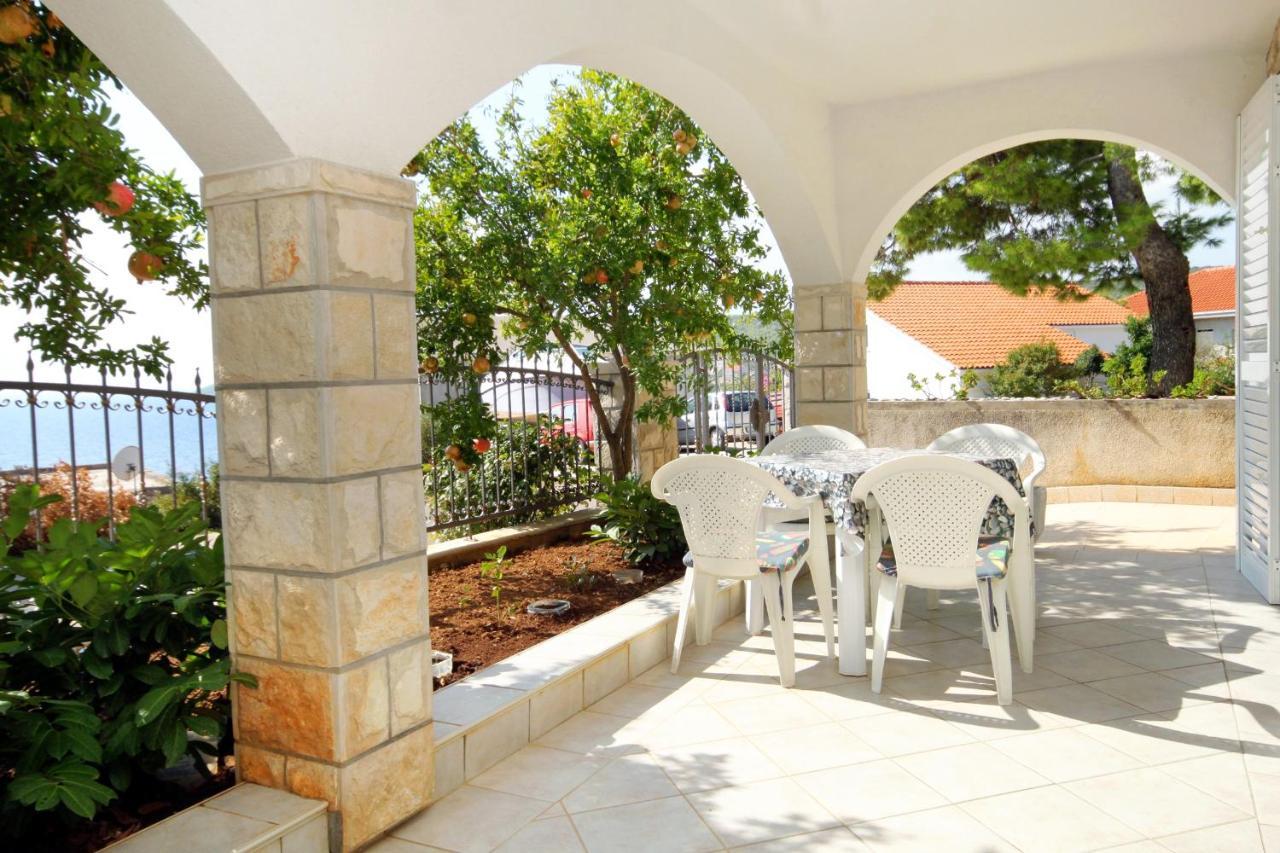 Apartments With A Parking Space Zavalatica, Korcula - 4453 외부 사진
